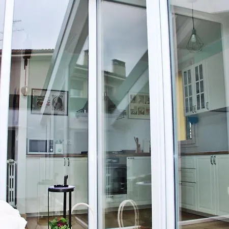 Realkasa Lovin House Апартаменты *